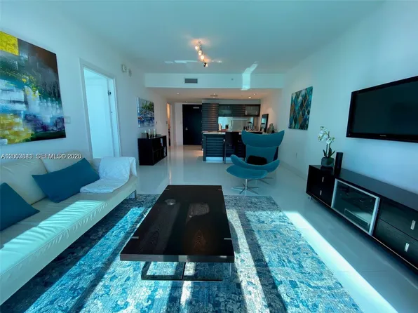 200 Biscayne Boulevard Way APT 4011, Miami, FL 33131