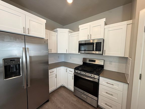 4th image of 3028 N 175 E