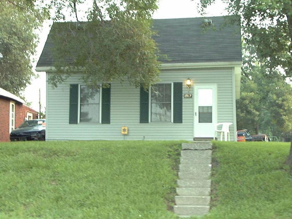 2nd image of 1917 Navarre Ave