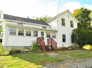 119 Tracy Rd, Ravena, NY 12143