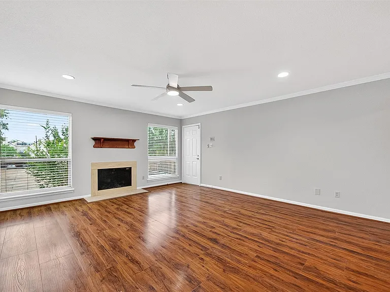 3700 W Clay St #244 — Photo 6