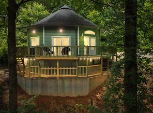 541 Trails End Rd, Blue Ridge, GA 30513