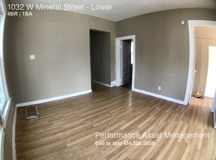 1032 W Mineral St, Milwaukee, WI 53204