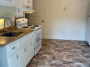 1017 N Broad St #B, Edenton, NC 27932