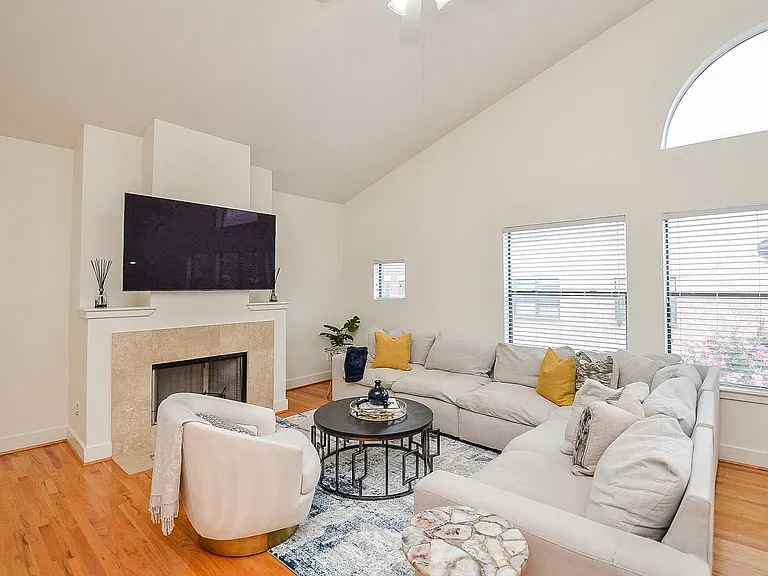 3413 Rolgom Place Ct — Photo 8
