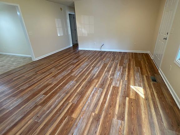 4th image of 307 Forrestwood Dr