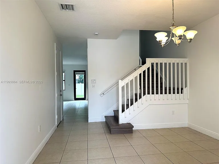 655 NE 193rd St — Photo 10