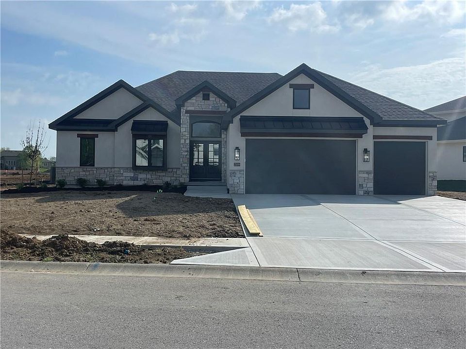 1st image of 2309 Fishing Ln