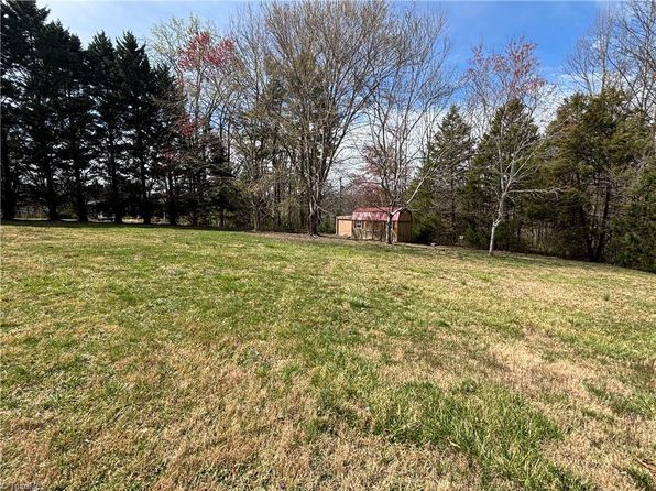 656 Kite Rd, Millers Creek, NC 28651