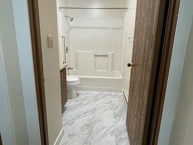 1106 Western Ave #103 — Photo 3