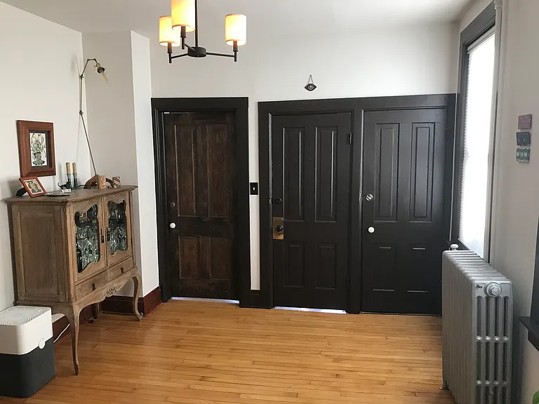 1106 Williamson St #1 — Photo 8