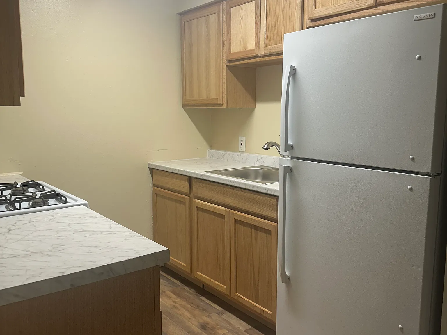 1 bed, 644 sqft, $1,000 — Photo 4
