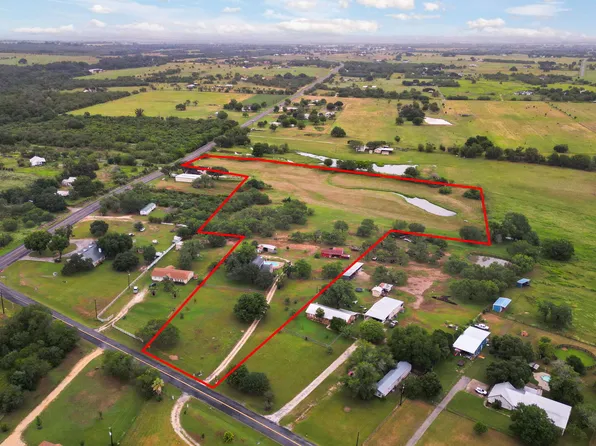 12591 LAVERNIA RD, St Hedwig, TX 78152