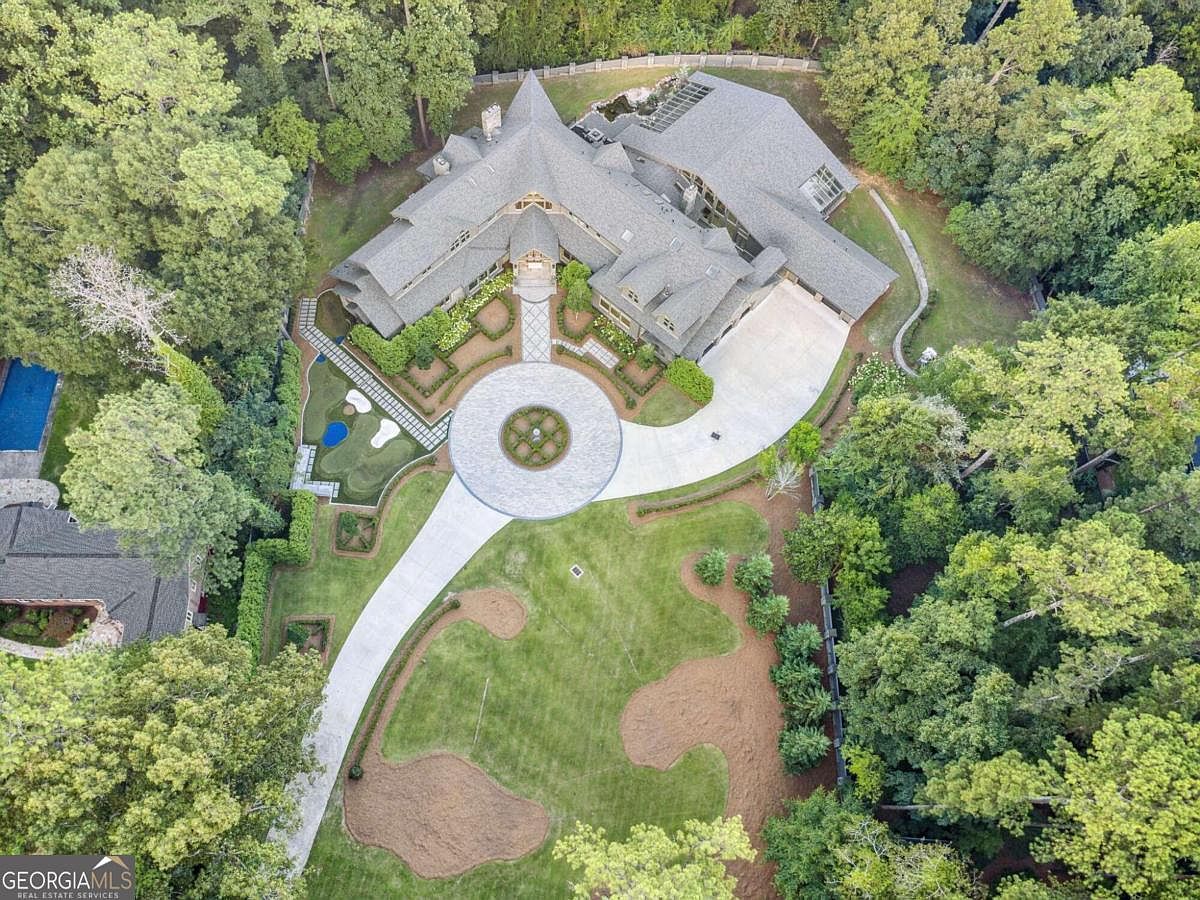 2883 W Roxboro Rd NE, Atlanta, GA 30324 MLS 10193909 Zillow