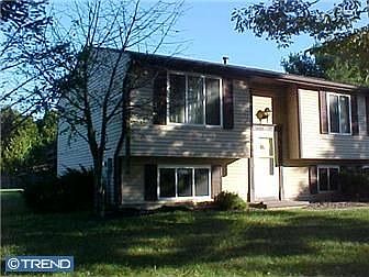 2nd image of 25 Longleaf Dr