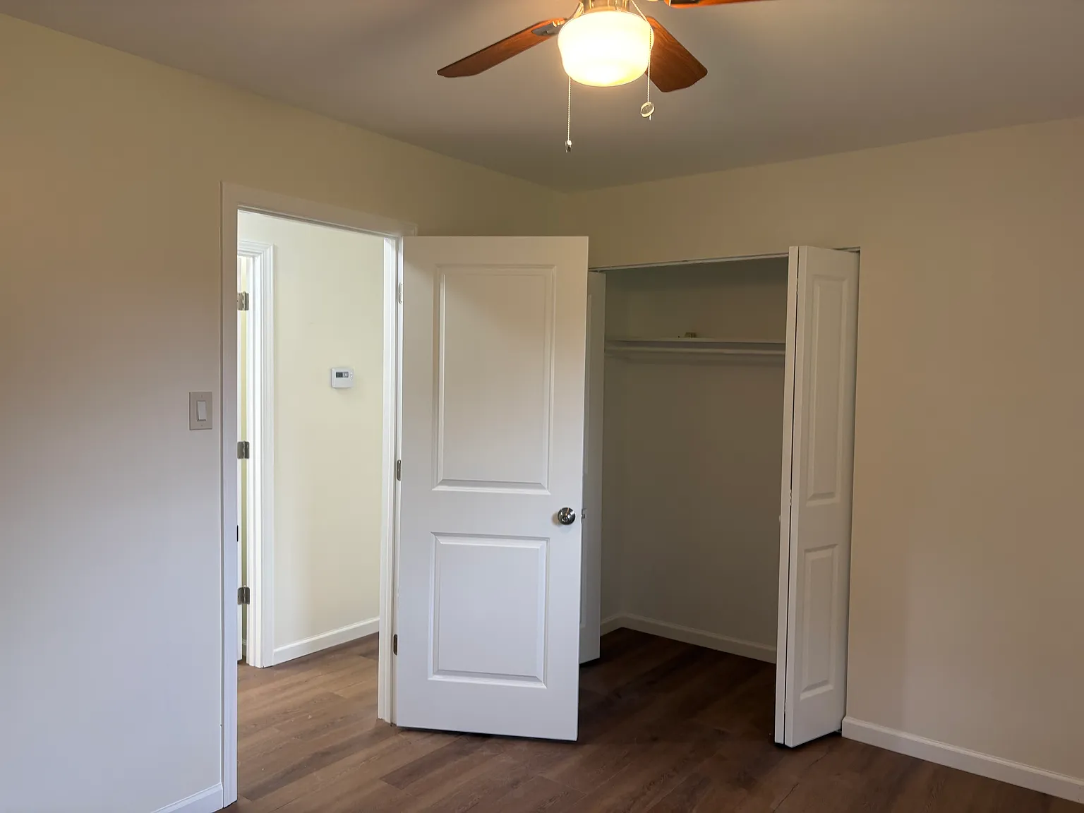 3 bed, 1.5 bath, 1280 sqft, $1,950 — Photo 3