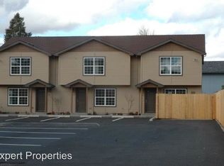 173 N Royal Ave, Eagle Point, OR 97524