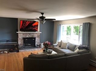 101 Morse Lake Rd, Bloomingdale, NJ 07403