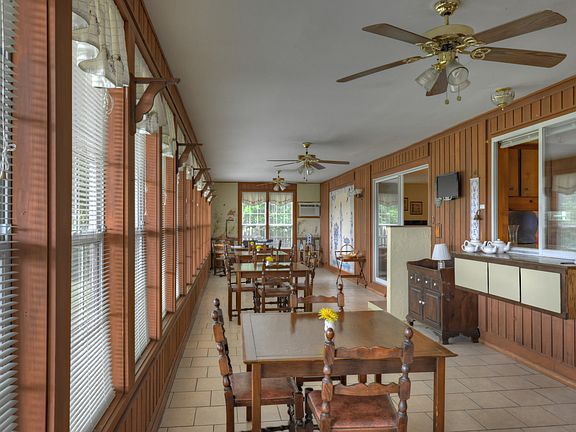 Main House Guest Dining H