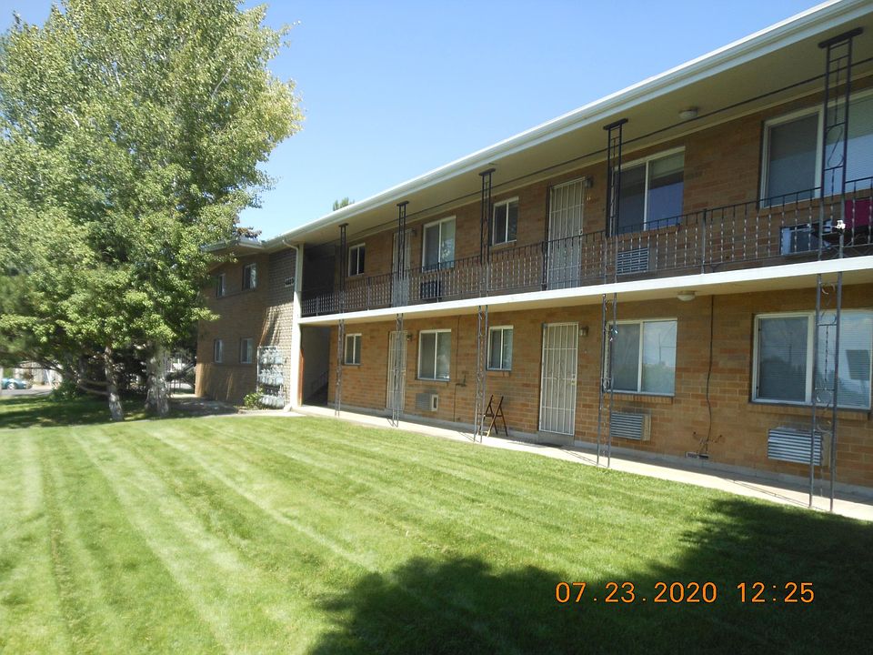 Locust Lane Exterior