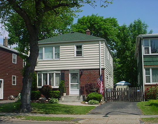 1st image of 171 Woodward Ave