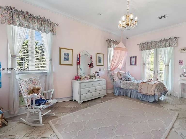 685 Harbor Ln — Photo 34