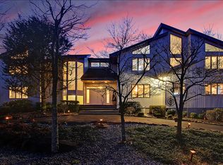 29 Windsor Dr, Montville, NJ