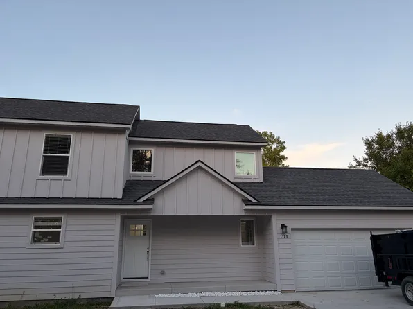 1129 Tecumseh Ave, Waterford, MI 48327