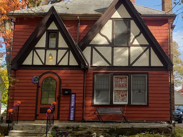 20 Mohawk Rd, Pontiac, MI 48341