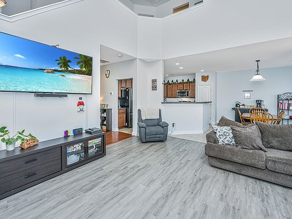 5th image of 3033 Adventure Way