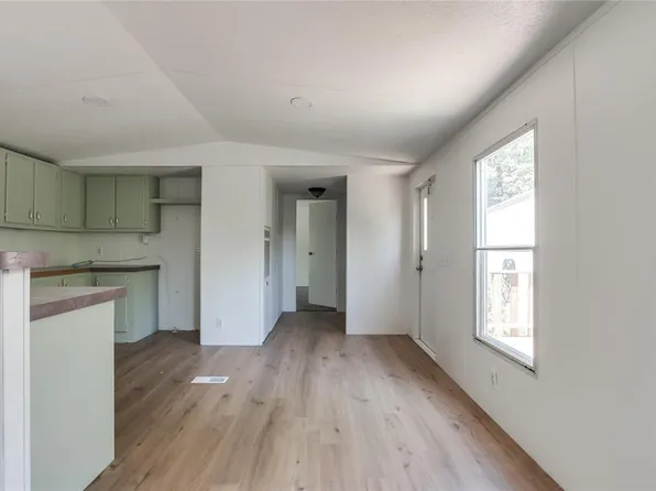 305 W Grand St, Union City, OK 73090