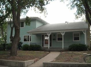 4301 SW 30th St, Topeka, KS 66614