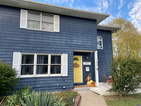 122 W Fremont Ave, Burlingame, KS 66413