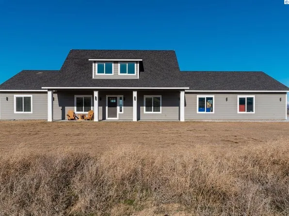 497 Arid Rd, Mabton, WA 98935