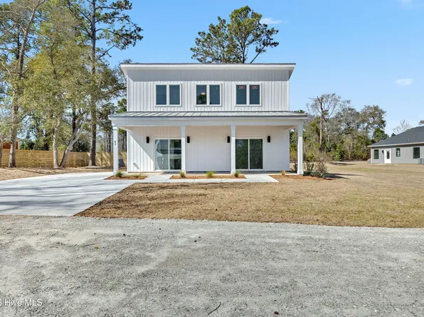 63 Tide Landing Court, Hampstead, NC 28443