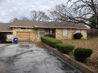 797 Jarvis Ln, Azle, TX 76020