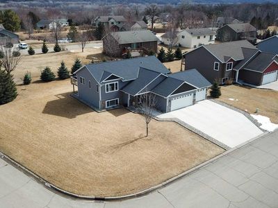 608 Turner Dr, Henderson, MN, 56044
