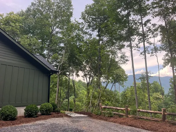 264 Westridge Rd, Sylva, NC 28779