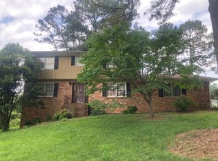 467 Oroarke Dr, Stone Mountain, GA 30088