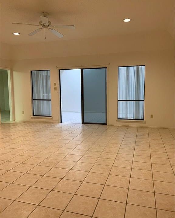 2nd image of 404 Tyler Ave
