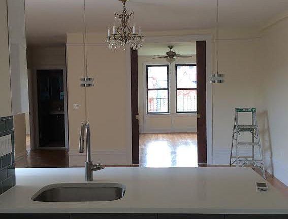 2nd image of 127 W 82nd St APT 6D