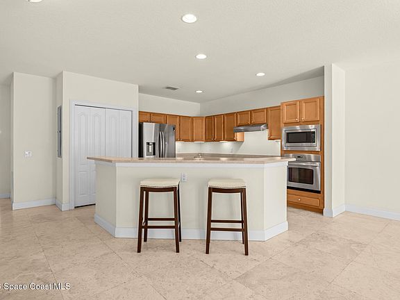 4th image of 117 Lancha Cir APT 102