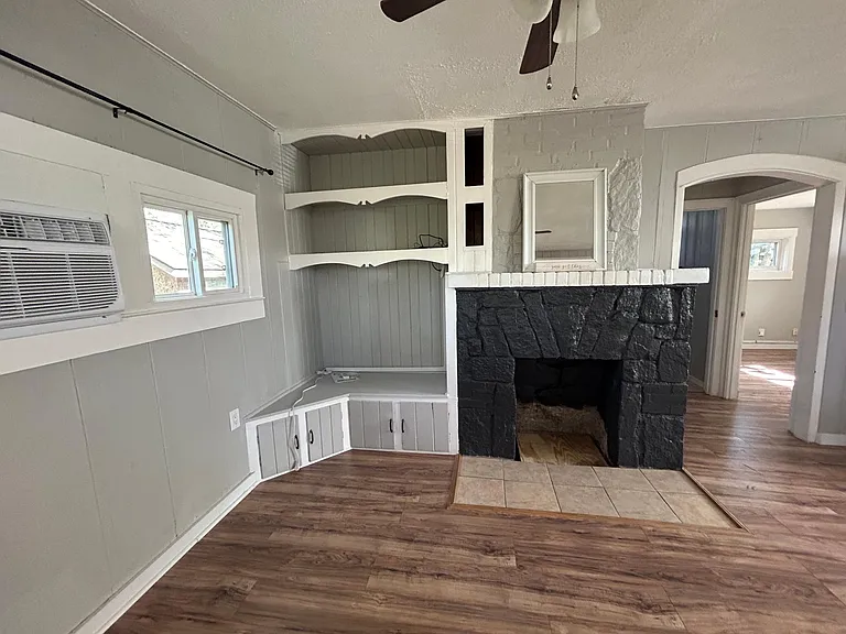 211 Vance St — Photo 12