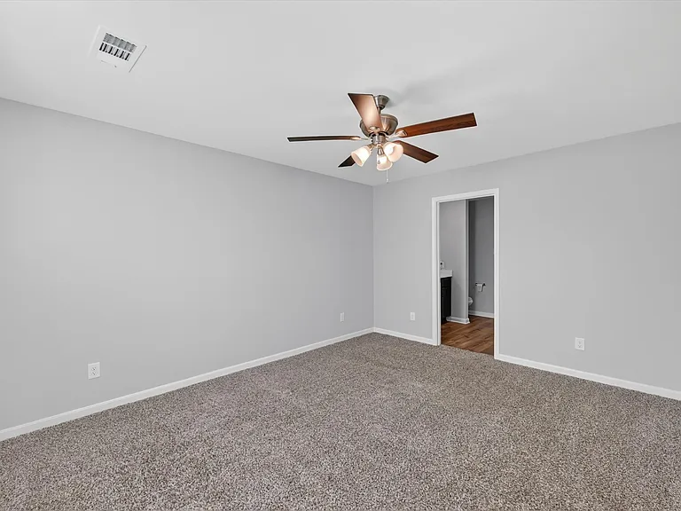 523 Bennie Leonard St — Photo 29