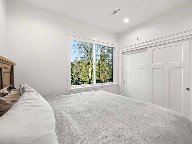 17051 SE Manley St — Photo 23