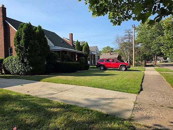 4th image of 11441 McKinney St