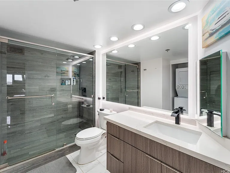 581 Kamoku St #3704 — Photo 11