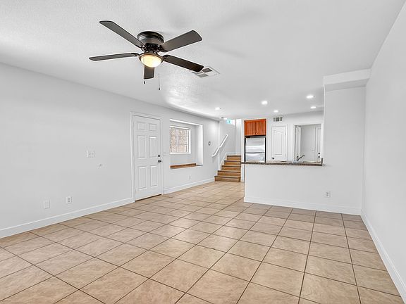 5th image of 3021 Aloha Ave