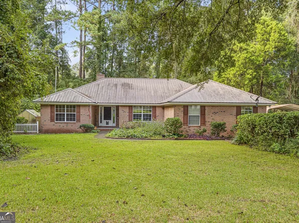 311 Lochland Pl, Brunswick, GA 31525