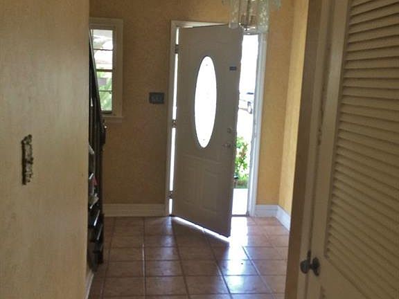 3rd image of 848 Kathy Dr
